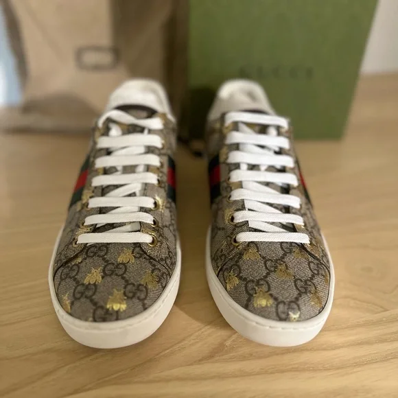 Gucci Women’s Ace Supreme Bees - Picture 6 of 9